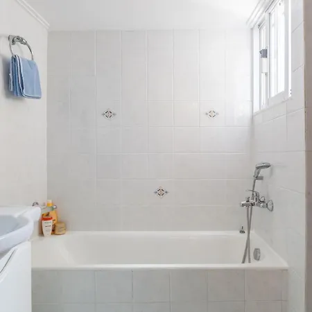 Irini's City Centre Apartment *
